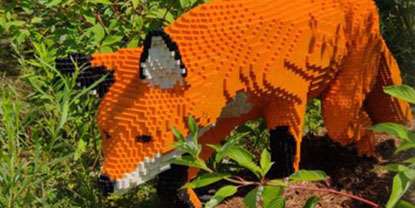 A fox made out of LEGO.